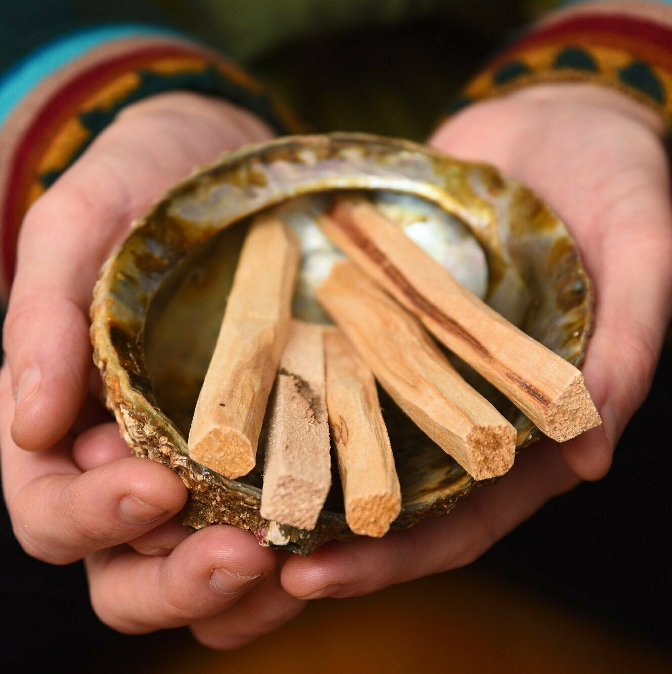 Palo Santo Holy Stick Wood Incense 25 Fresh Sticks (4+inches Long)